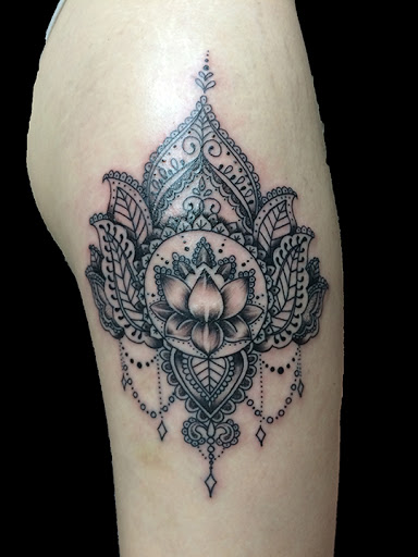 Tattoo Shop «Club Tattoo Mesa», reviews and photos, 1423 S Country Club Dr, Mesa, AZ 85210, USA