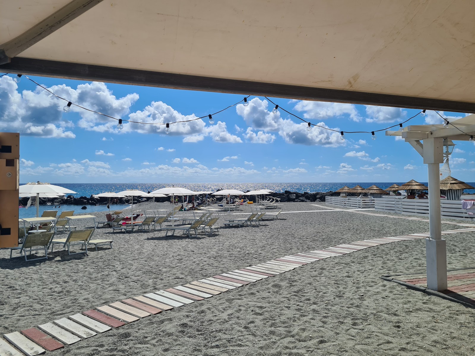Valokuva Spiaggia Amanteaista. mukavuudet alueella