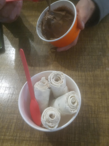 Ice Cream Shop «Swirlz Of Paragould», reviews and photos, W Kingshighway, Paragould, AR 72450, USA