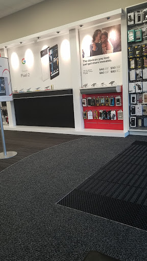 Cell Phone Store «Verizon», reviews and photos, 11493 Olive Blvd, Creve Coeur, MO 63141, USA