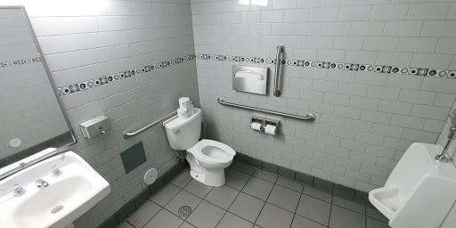 Tire Shop «Discount Tire Store - Avondale, AZ», reviews and photos, 9950 W McDowell Rd, Avondale, AZ 85392, USA