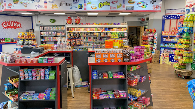 HOLLYWOOD CANDY (American candy store) - Leicester
