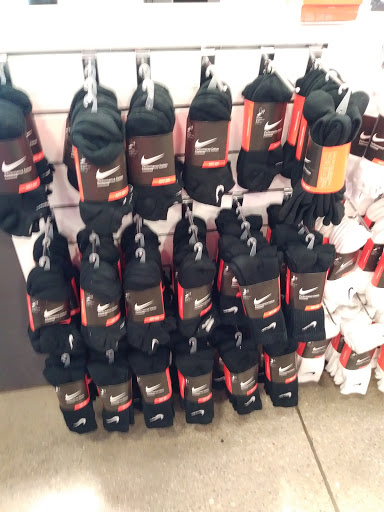 Sporting Goods Store «Nike Factory Store», reviews and photos, 11656 NE Executive Dr, Edinburgh, IN 46124, USA