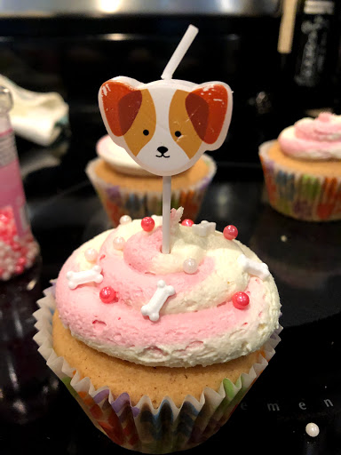 Pet Supply Store «Lazy Creek Discount Pet Food & Supplies», reviews and photos, 351 E Church St, Leesville, SC 29070, USA