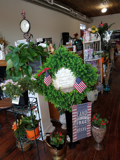 Florist «Around the Corner Florist», reviews and photos, 6003 Main St, Lula, GA 30554, USA