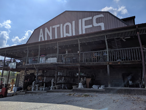 Antiques & Accents