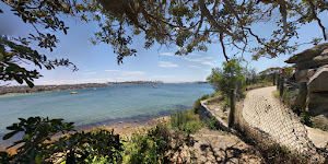 Hermitage Foreshore Reserve