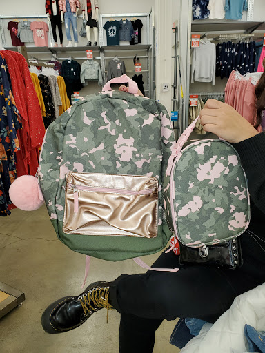 Clothing Store «Old Navy», reviews and photos, 1232 3rd Street Promenade, Santa Monica, CA 90401, USA