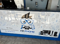 MR. Phone US 71st & Mingo Tulsa (Phone Repair Store \ Phone Screen replacement) - Photo 6 - Car repair in Tulsa, OK, Broken Arrow