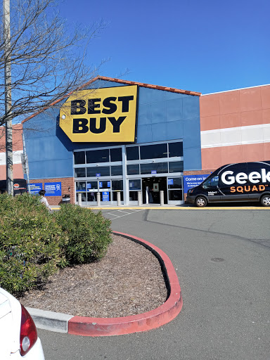 Electronics Store «Best Buy», reviews and photos, 1182 Admiral Callaghan Ln, Vallejo, CA 94591, USA