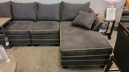 Furniture Store «Raymour & Flanigan Furniture and Mattress Store», reviews and photos, 86-08 Queens Blvd, Elmhurst, NY 11373, USA