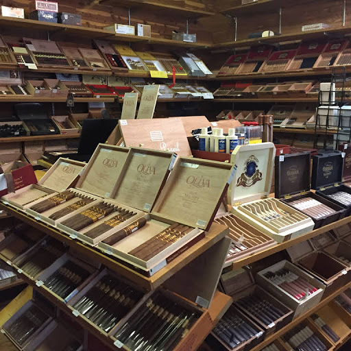 Tobacco Shop «Tobacco Gallery», reviews and photos, 185 N Park Blvd, Lake Orion, MI 48362, USA