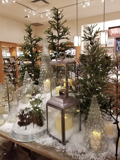 Furniture Store «Pottery Barn», reviews and photos, 700 Haywood Rd #106, Greenville, SC 29607, USA