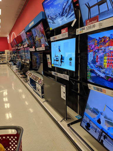 Department Store «Target», reviews and photos, 28201 Diehl Rd, Warrenville, IL 60555, USA