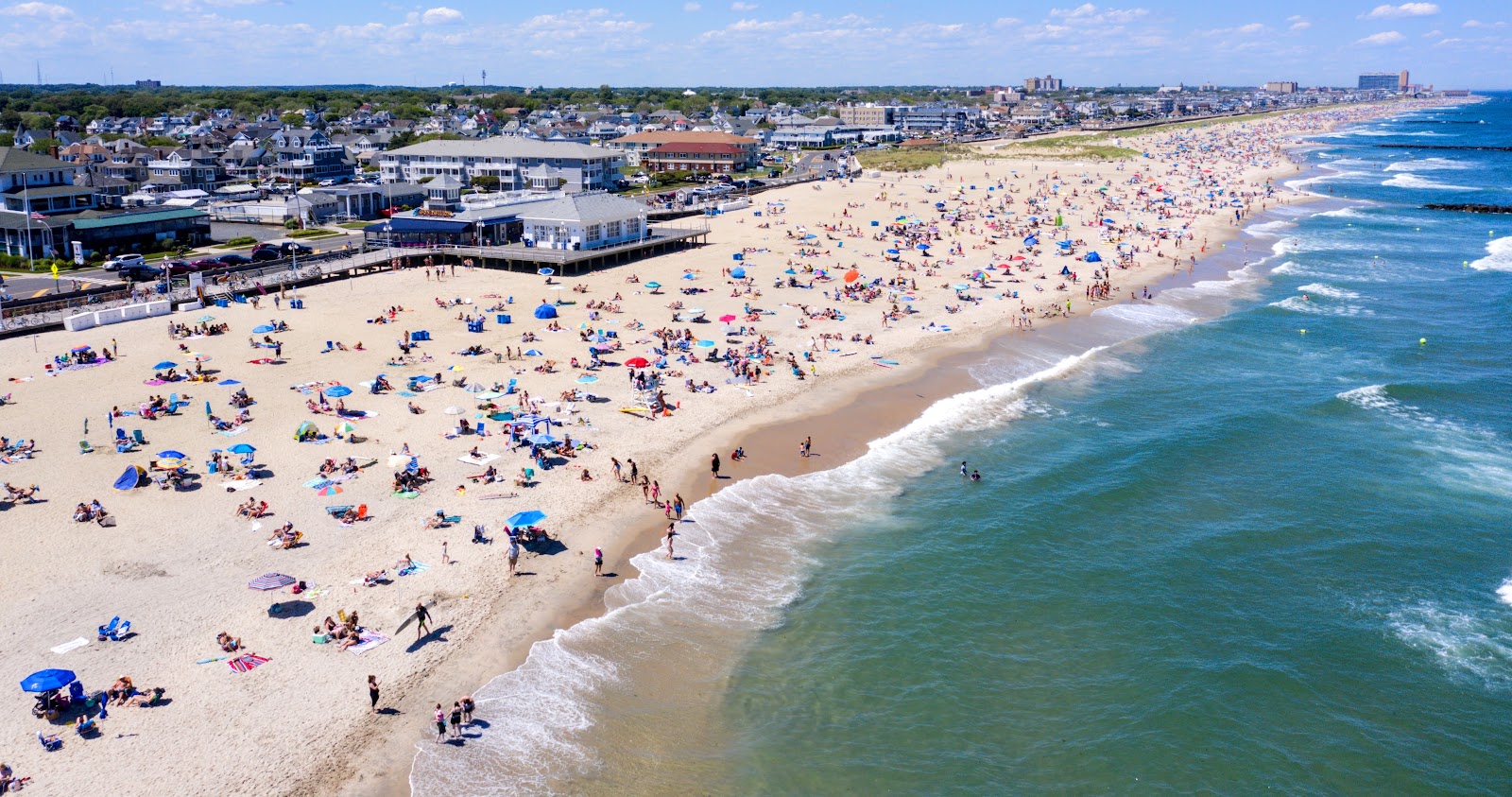 Avon Beach Beach (AvonbytheSea, New Jersey) op de kaart met foto's