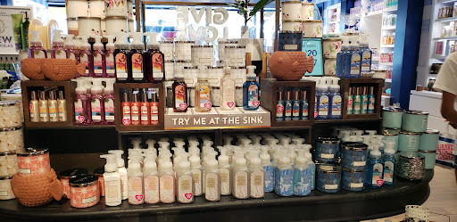 Outlet Mall «Tanger Outlet Foley», reviews and photos, 2601 S McKenzie St, Foley, AL 36535, USA