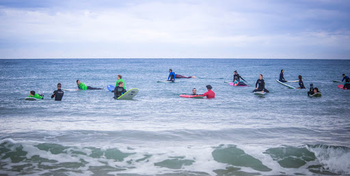 Scuola di Surf Barefoot Fregene