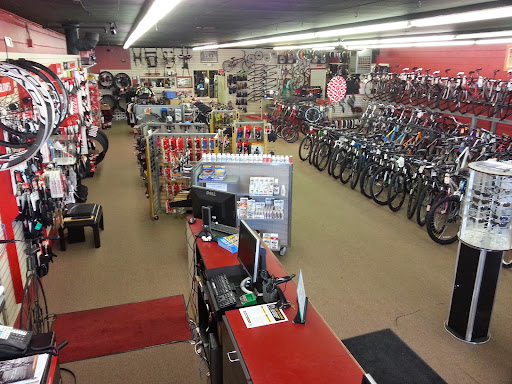 Bicycle Repair Shop «Cycletherapy Bicycles», reviews and photos, 3545 Elizabeth Lake Rd, Waterford Twp, MI 48328, USA
