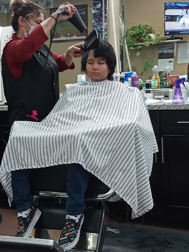 Barber Shop «J J Barber Shop», reviews and photos, 5905 W Bell Rd # 3, Glendale, AZ 85308, USA