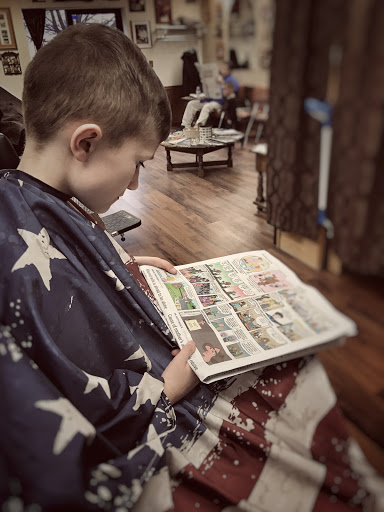 Barber Shop «Comb & Scissors Barber Shop», reviews and photos, 219 E Main St, Mechanicsburg, PA 17055, USA