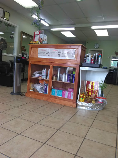 Beauty Salon «Lynnie Beauty Salon», reviews and photos, 10716 Grant Rd, Houston, TX 77070, USA