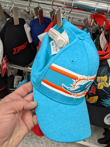 Clothing Store «Ross Dress for Less», reviews and photos, 17084 Slover Ave, Fontana, CA 92337, USA