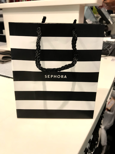 Cosmetics Store «SEPHORA», reviews and photos, 2414 E Sunrise Blvd #2204, Fort Lauderdale, FL 33304, USA
