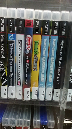 Collectibles Store «The Exchange», reviews and photos, 1545 W River Rd N, Elyria, OH 44035, USA