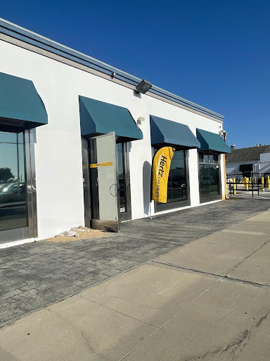 Used Car Dealer «Hertz Car Sales Pasadena», reviews and photos, 2074 E Colorado Blvd, Pasadena, CA 91107, USA