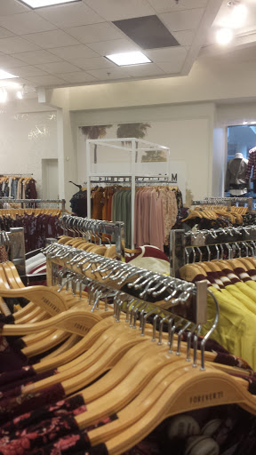 Clothing Store «Forever 21», reviews and photos, 10306 Southside Blvd, Jacksonville, FL 32256, USA