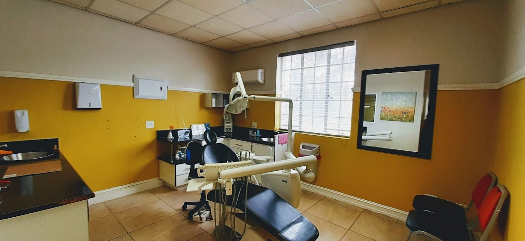 Dr D Lalloo - Randfontein Dental