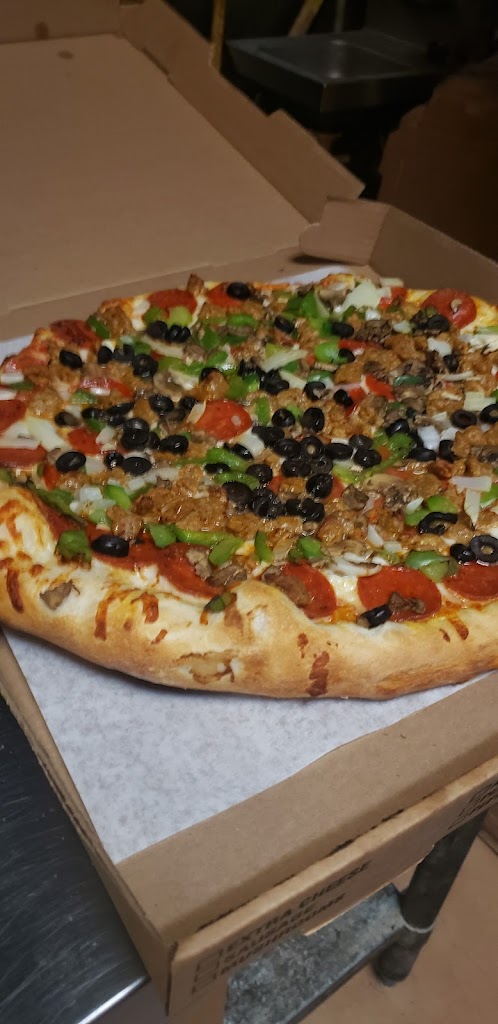 Lil Tony's Pizzeria 33946