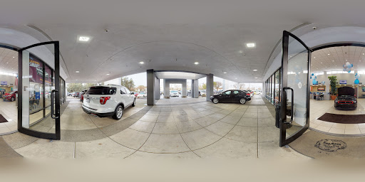 Ford Dealer «Henry Curtis Ford», reviews and photos, 1120 Auto Center Dr, Petaluma, CA 94952, USA