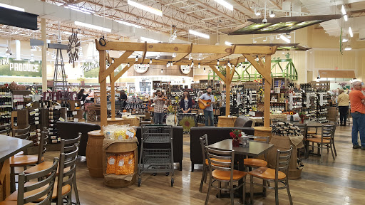 Grocery Store «Lowes Foods», reviews and photos, 1581 New Garden Rd, Greensboro, NC 27410, USA