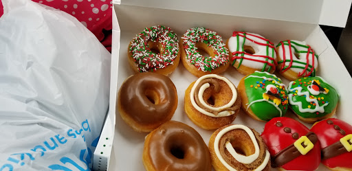 Bakery «Krispy Kreme Doughnuts», reviews and photos, 2600 S Cooper St, Arlington, TX 76015, USA