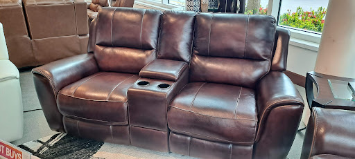 Furniture Store «Rooms To Go & Rooms To Go Kids Furniture Store - Miami International (Doral)», reviews and photos, 10623 NW 12th St, Doral, FL 33172, USA