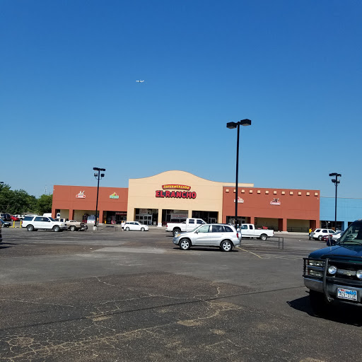 Lewisville West Shopping Center, 701 S Stemmons Fwy #260, Lewisville, TX 75067, USA, 