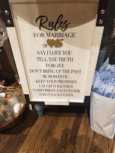 American Restaurant «Cracker Barrel Old Country Store», reviews and photos, 2012 E 59th St, Anderson, IN 46013, USA