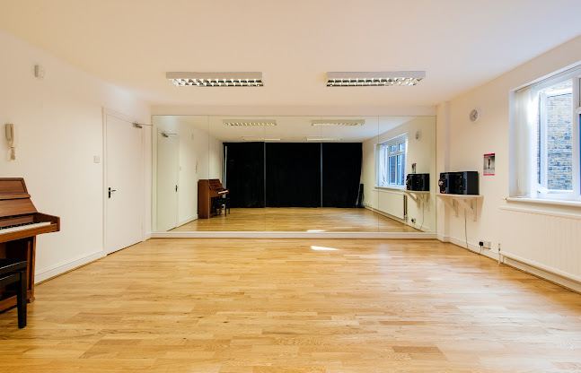 Reviews of Academy Mews Dance Studios in London - Dance school