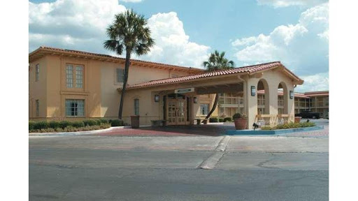 La Quinta Inn by Wyndham San Antonio South Park