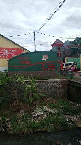 Monumen KAMPUNG TEMPE