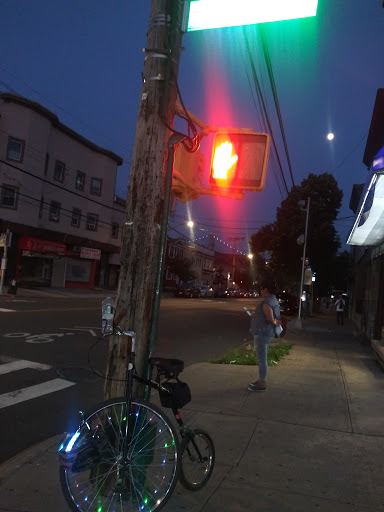 Bicycle Repair Shop «Nyc Bicycle Shop (Staten Island)», reviews and photos, 1178 Bay St, Staten Island, NY 10305, USA