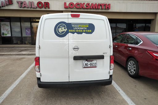 Locksmith «Texas Premier Locksmith», reviews and photos, 6959 Arapaho Rd #108, Dallas, TX 75248, USA
