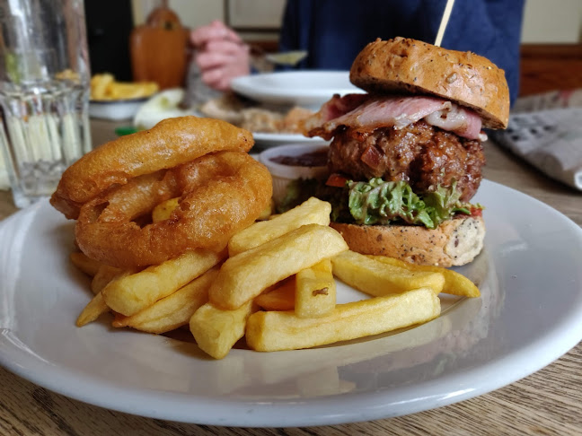 Reviews of The Hampshire Bowman in Southampton - Pub