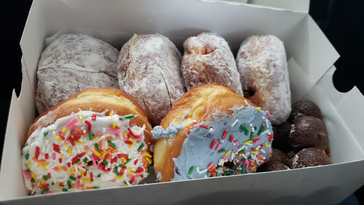Donut Shop «Donut Palace», reviews and photos, 3164 NW 185th Ave, Portland, OR 97229, USA