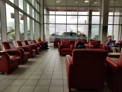 Toyota Dealer «Toyota of Pharr», reviews and photos, 1625 W Expy 83, Pharr, TX 78577, USA