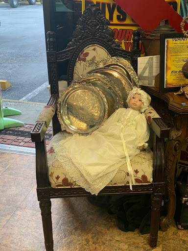 Antique Store «Elite Galleries», reviews and photos, 5517 US-19, New Port Richey, FL 34652, USA