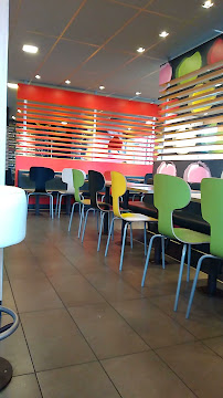 Atmosphère du Restauration rapide McDonald's à Condé-sur-Sarthe - n°18