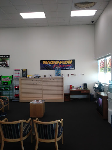 Auto Repair Shop «Oasis Auto Center», reviews and photos, 1720 W Elliot Rd #105, Gilbert, AZ 85233, USA