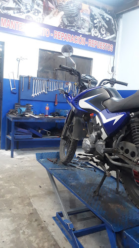 Opiniones de Servicio Tecnico taller de motos fercho en Santo Domingo de los Colorados - Tienda de motocicletas